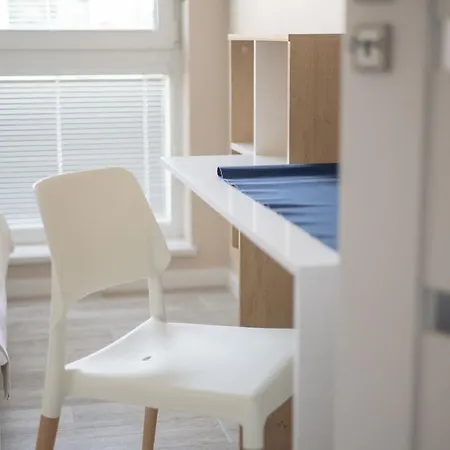 Metro Wilanowska Comfortable By Bookinghost Apartamento