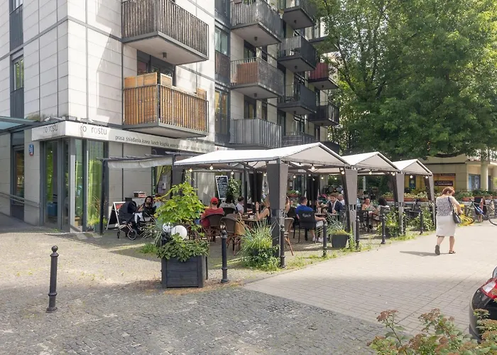 Metro Wilanowska Comfortable By Bookinghost *